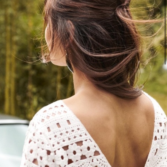 ISO Sezane Dora Jumper - Picture 2 of 2